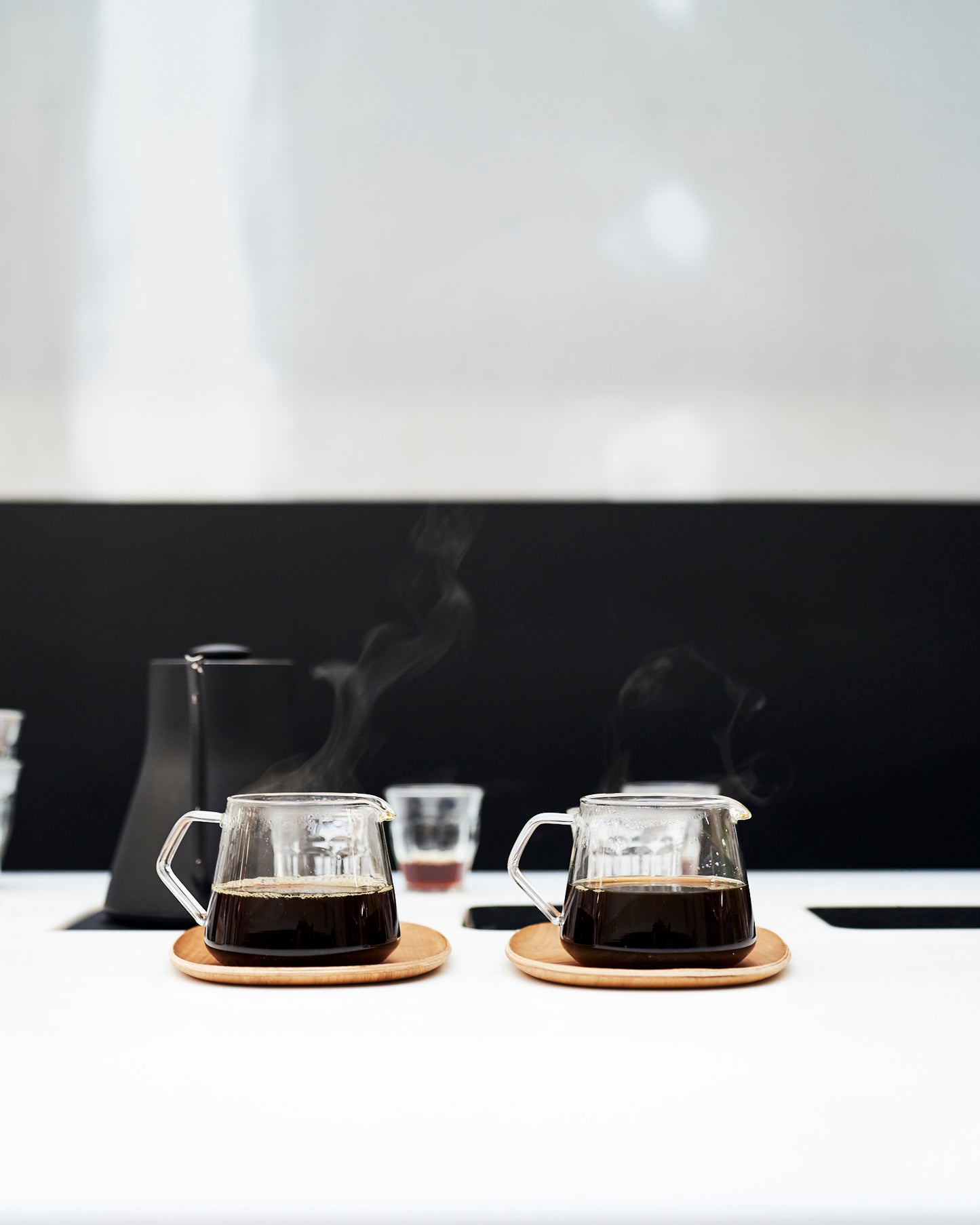 Kinto carafe 300mL - KB Coffee Roasters